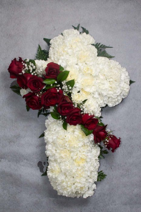 Cruz de flores - Funeraria La Paz Verín